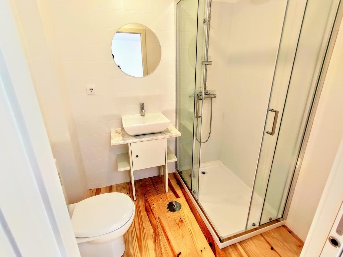 Bombarda Cinema Apartments Porto Buitenkant foto