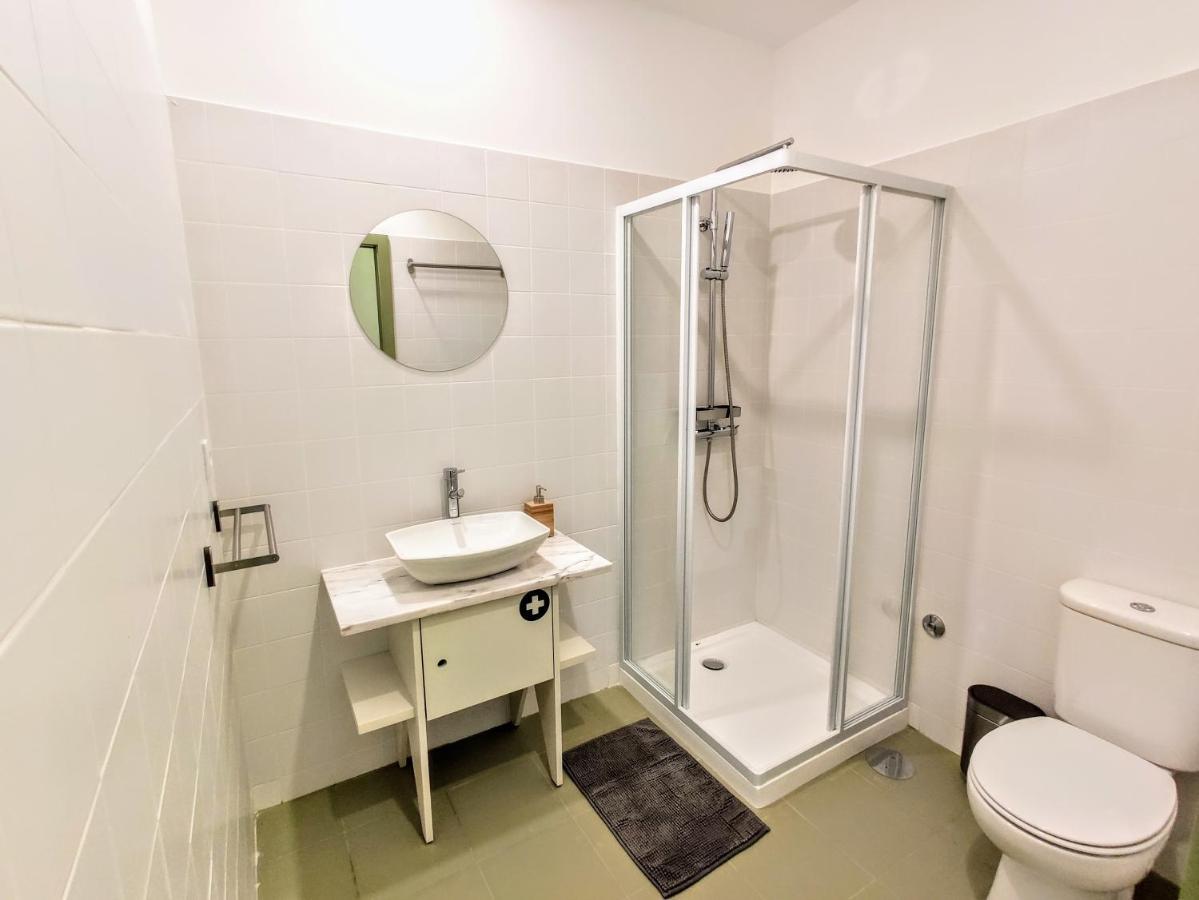 Bombarda Cinema Apartments Porto Buitenkant foto