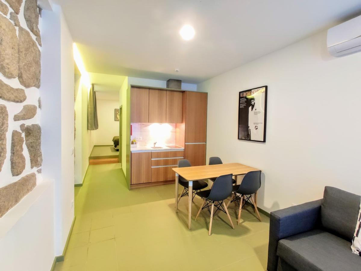 Bombarda Cinema Apartments Porto Buitenkant foto