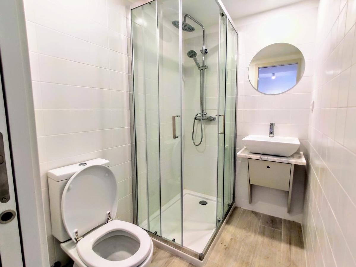 Bombarda Cinema Apartments Porto Buitenkant foto