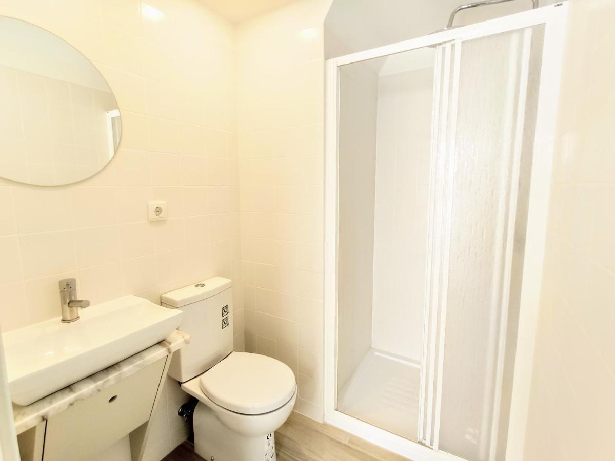 Bombarda Cinema Apartments Porto Buitenkant foto